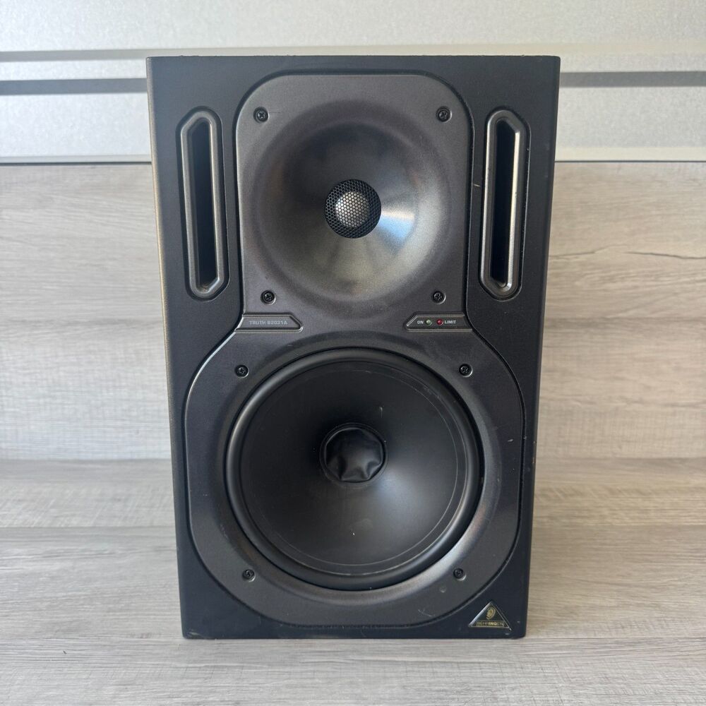 Behringer Truth B2031A Active 2-Way High-Resolution Reference Studio Monitor